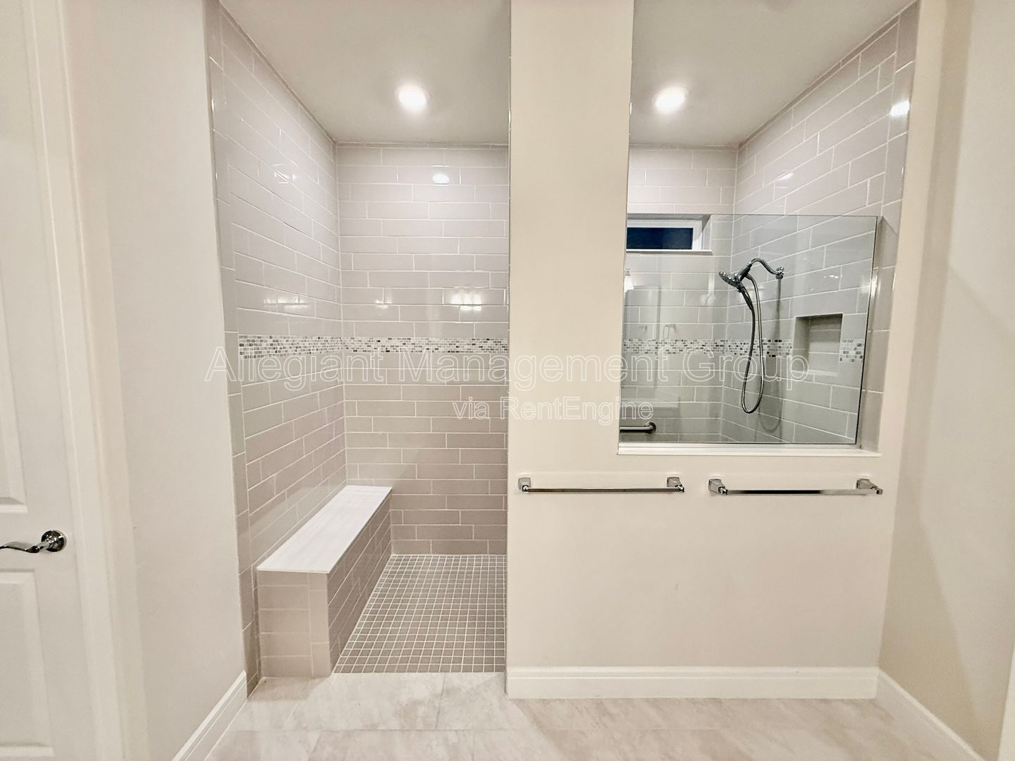 Beautiful 3-Bedroom Home in Del Webb Sunbridge – 55+ Gated Community property image