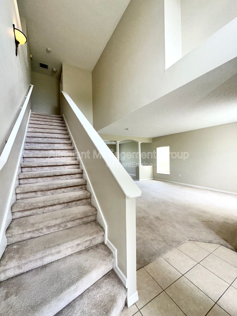 Spacious 4/2.5 Two Story Home For Rent In Poinciana property image