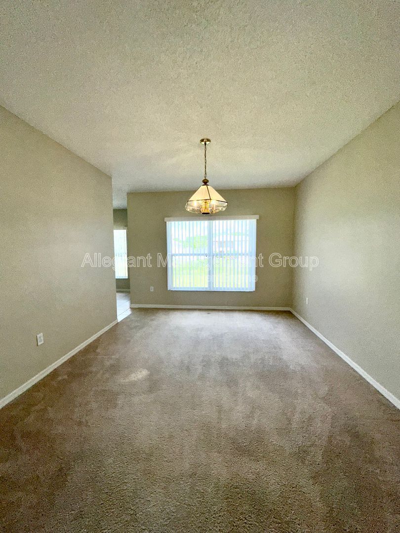 Spacious 4/2.5 Two Story Home For Rent In Poinciana property image