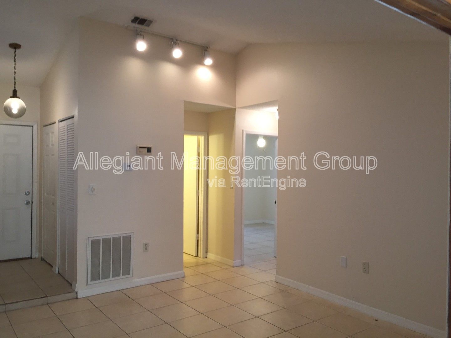 3/2 Home for Rent in Deltona! property image