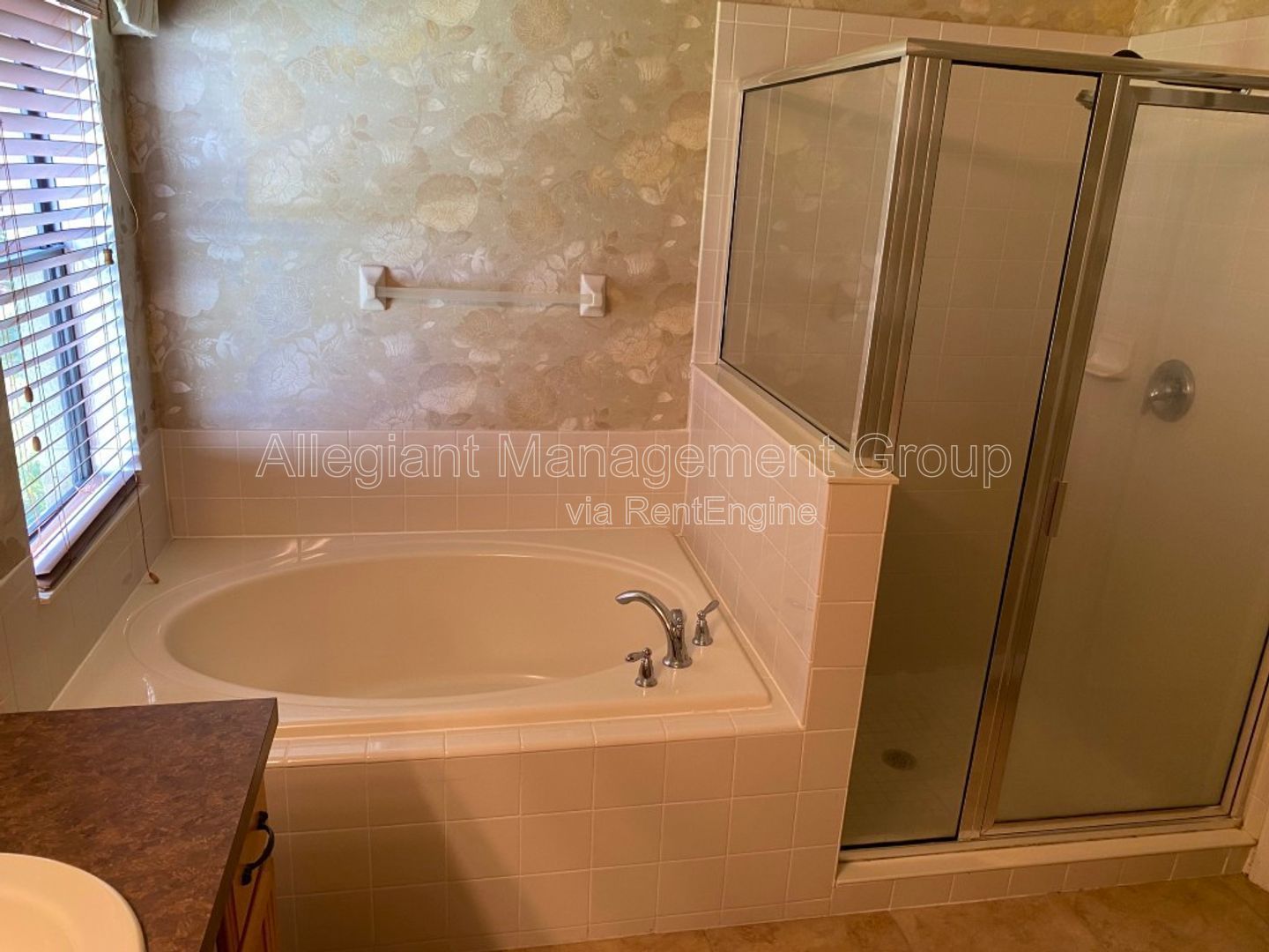 **AVAILABLE NOW** 3 bed/2 bath Home for Rent in Eagle Lake property image