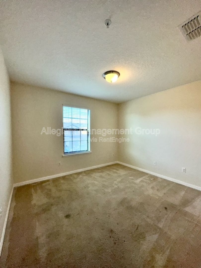 3 Bedroom 2.5 Bath Two Story Townhome For Rent In Ocoee! property image