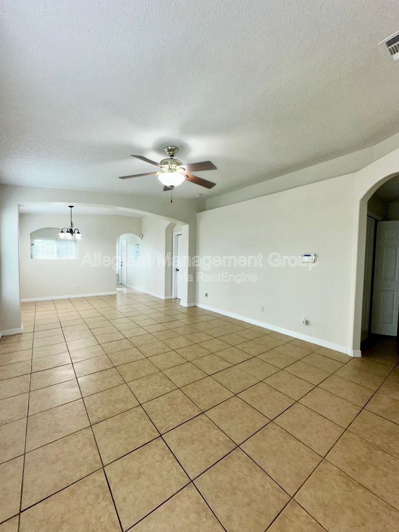 3/2 Condo in the Osprey Cove Subdivision with a view of the pool! property image