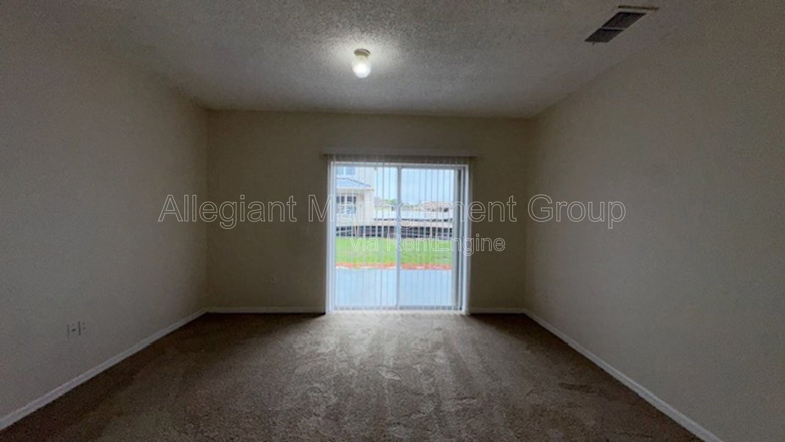 3-Bedroom 4-Bathroom Home For Rent In Poinciana property image