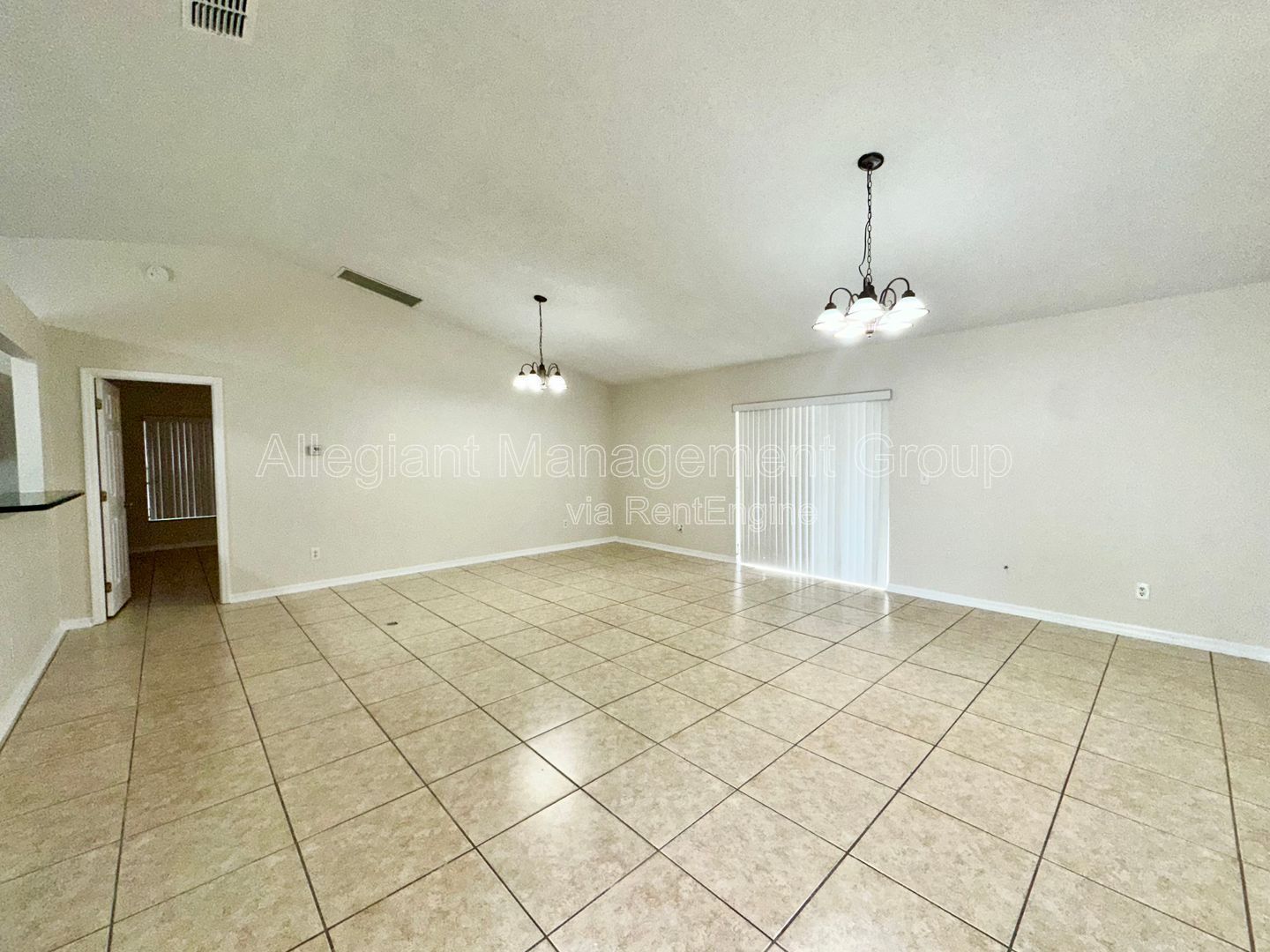 3Bed/2Bath Ceramic Tile Throughout Home In Poinciana! property image