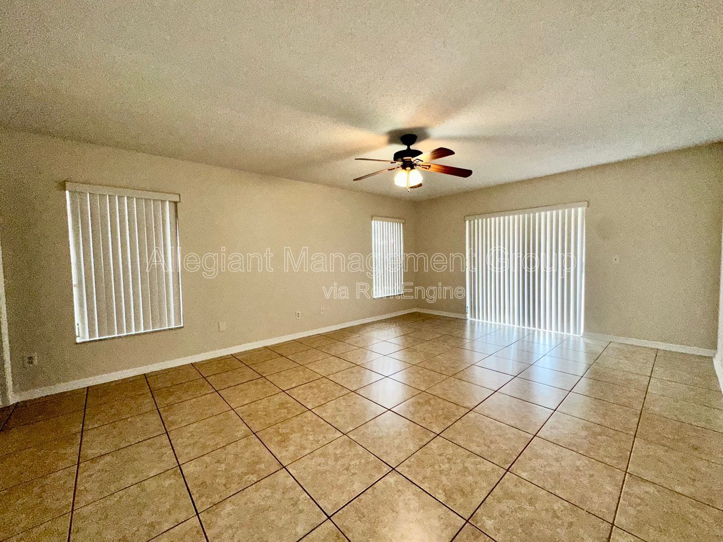 3Bed/2Bath Ceramic Tile Throughout Home In Poinciana! property image