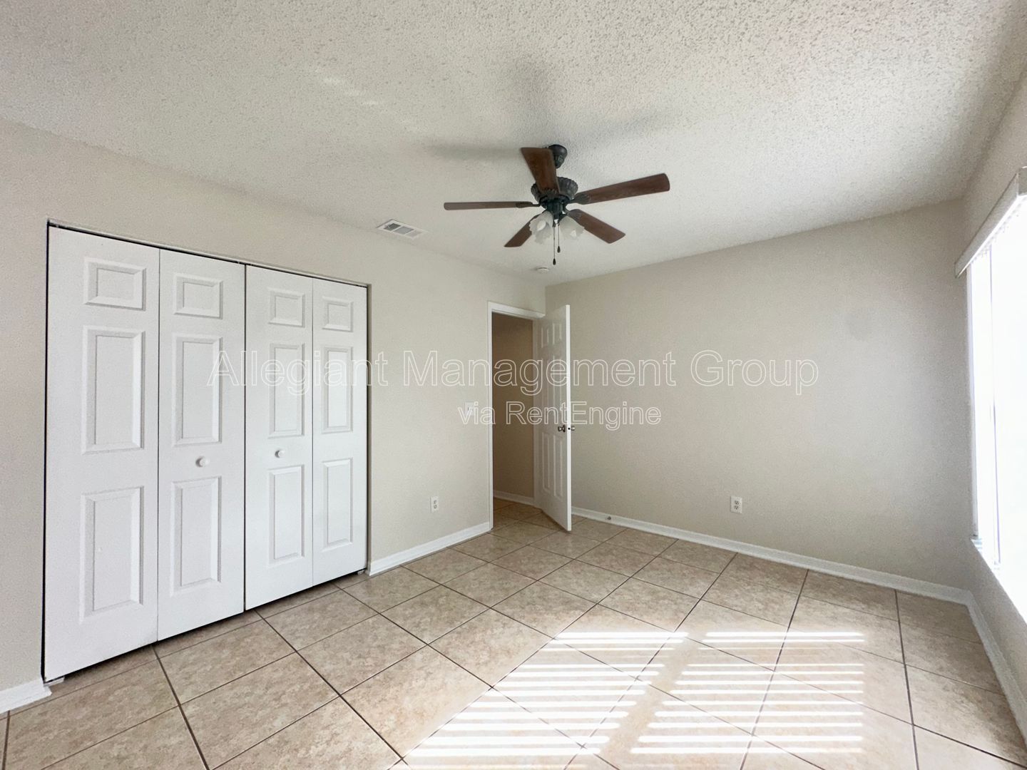 3Bed/2Bath Ceramic Tile Throughout Home In Poinciana! property image