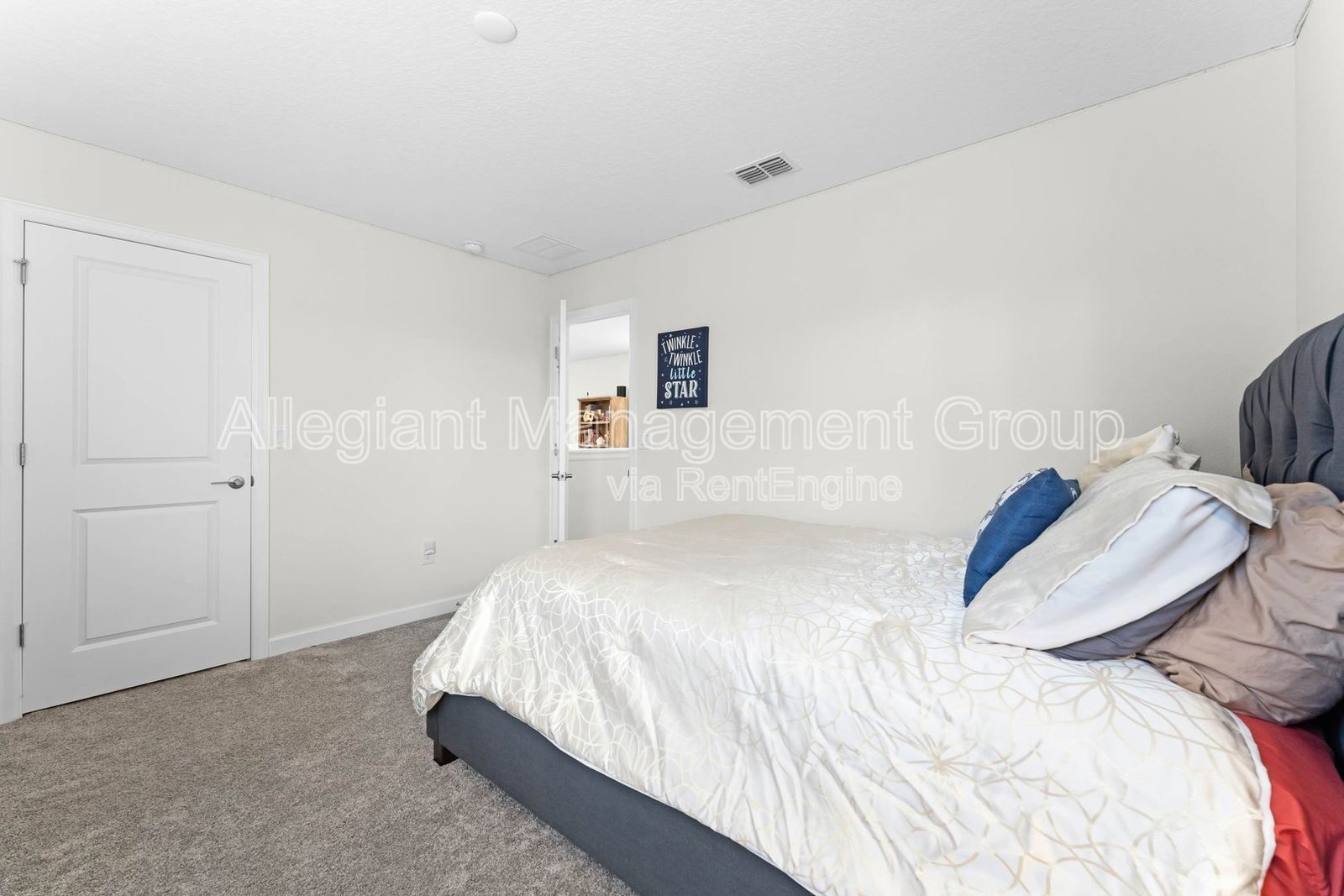 **COMING SOON** 4 Bedroom 3.5 Bathroom Solar Home For Rent at Storey Park in Orlando! property image