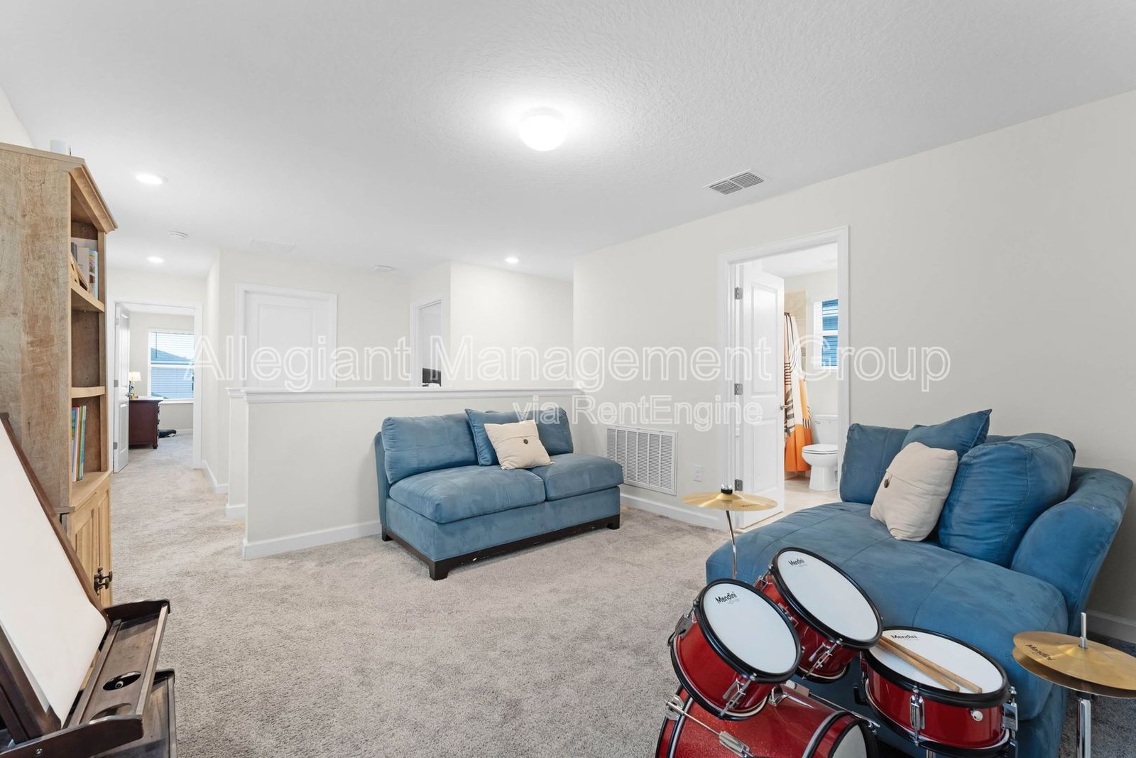 **COMING SOON** 4 Bedroom 3.5 Bathroom Solar Home For Rent at Storey Park in Orlando! property image