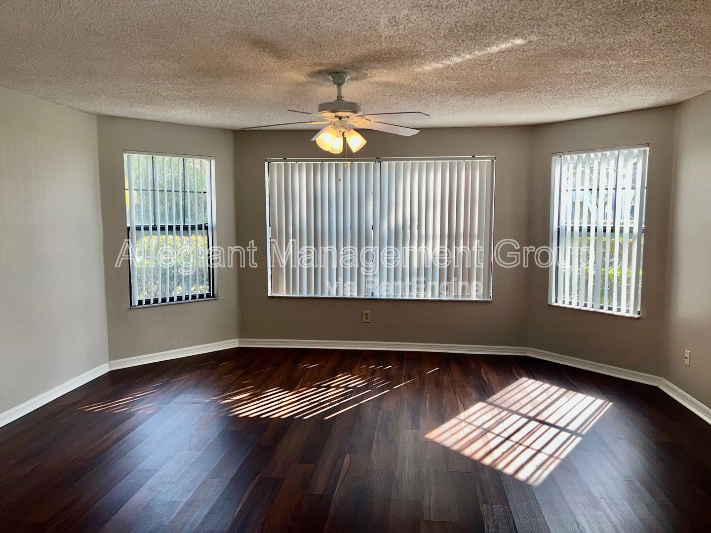 Three Bedroom Two Bathroom Condo For Rent in Kissimmee at Villas at Shadow Bay For Rent! property image