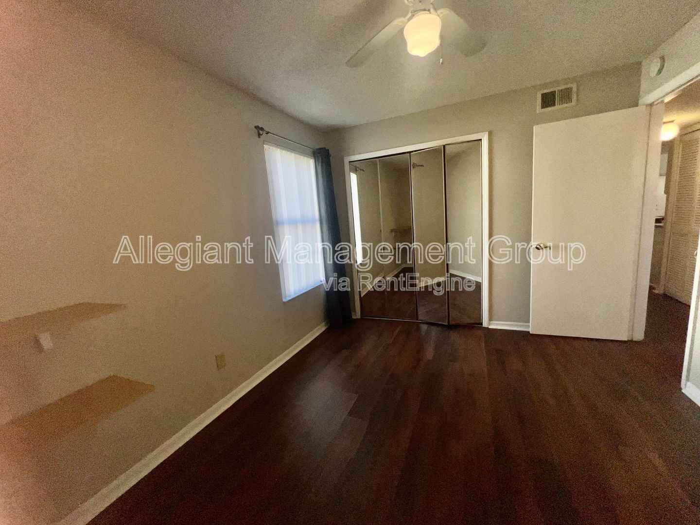 Three Bedroom Two Bathroom Condo For Rent in Kissimmee at Villas at Shadow Bay For Rent! property image