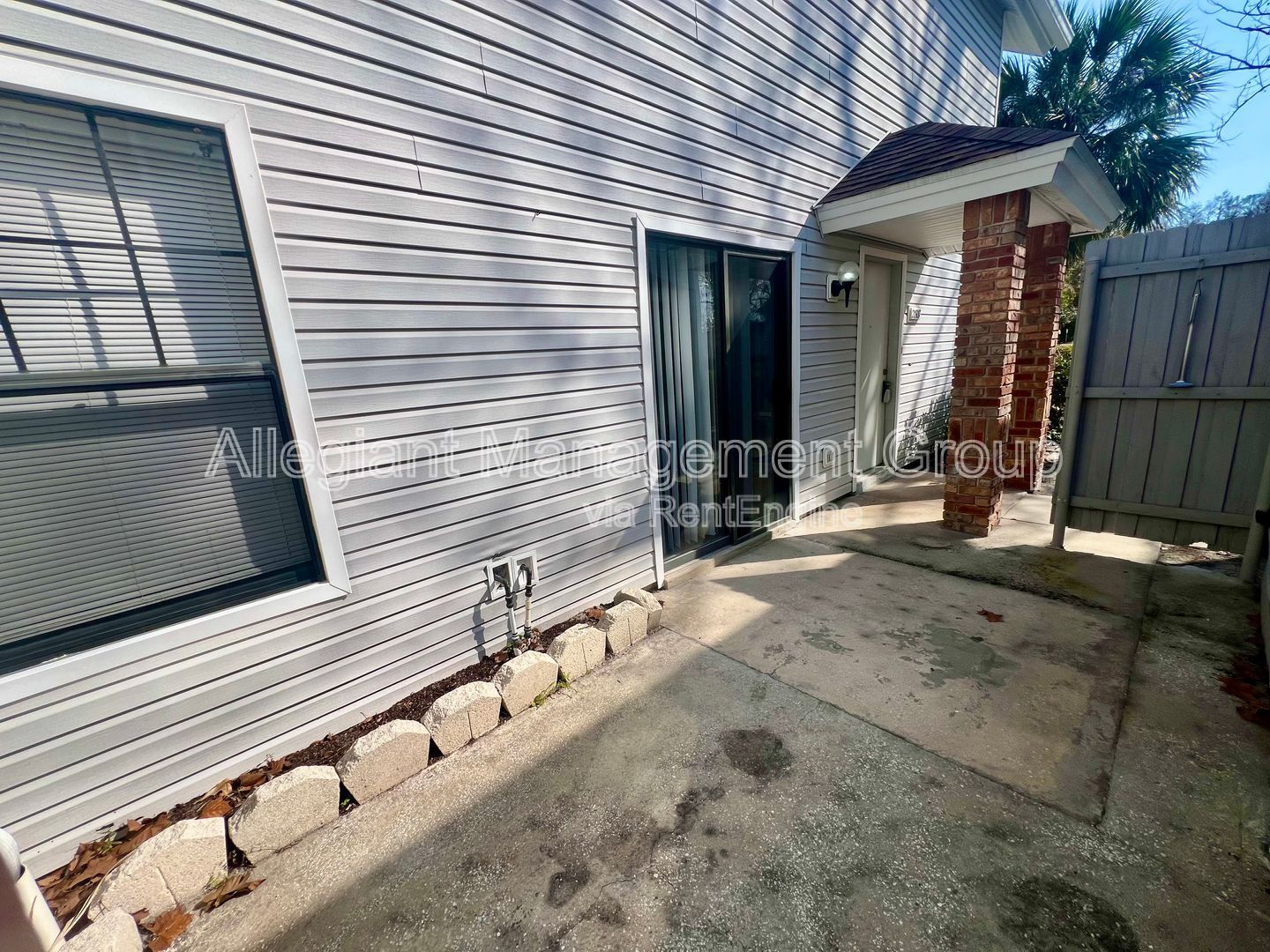 Three Bedroom Two Bathroom Condo For Rent in Kissimmee at Villas at Shadow Bay For Rent! property image