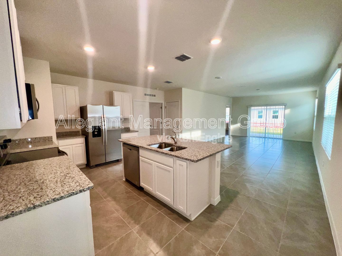 **MOVE IN SPECIAL 3/2 Single Family Home in Harmony West For Rent! property image