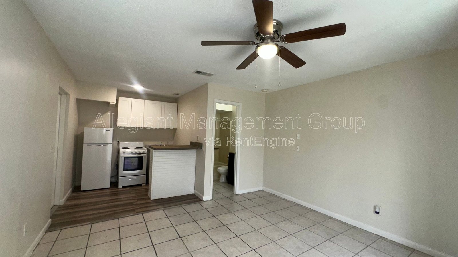 Studio Apartment Available For Rent in Poinciana! *Utility Allotment Included** property image