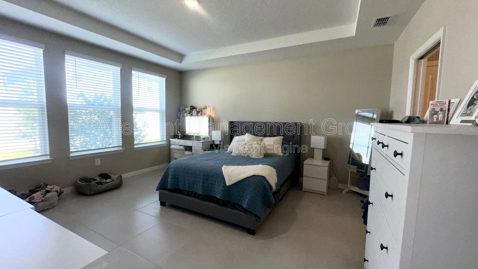 NEWER Construction Home in The Waters at Center Lake Ranch – St. Cloud, FL property image