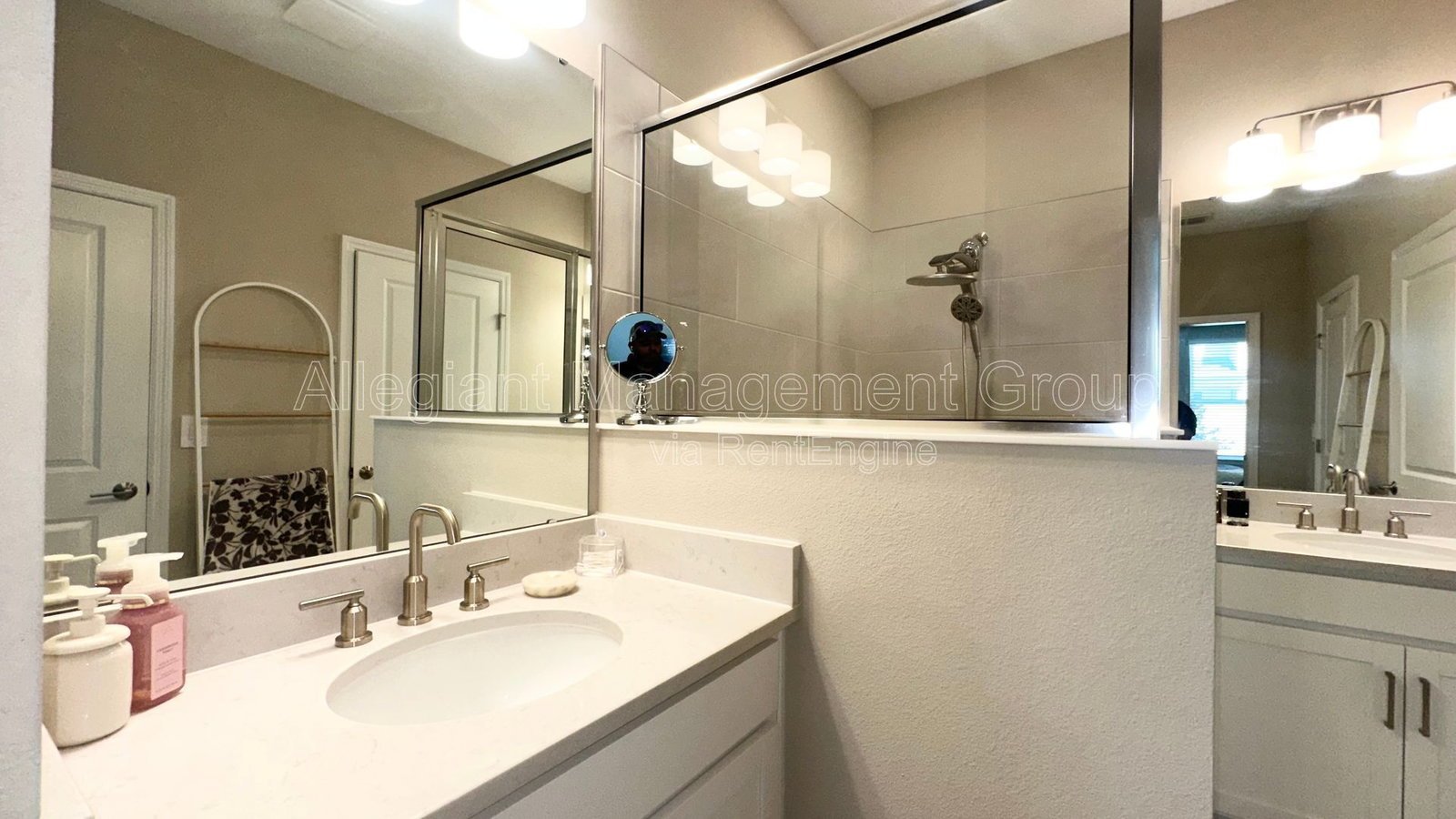 NEWER Construction Home in The Waters at Center Lake Ranch – St. Cloud, FL property image