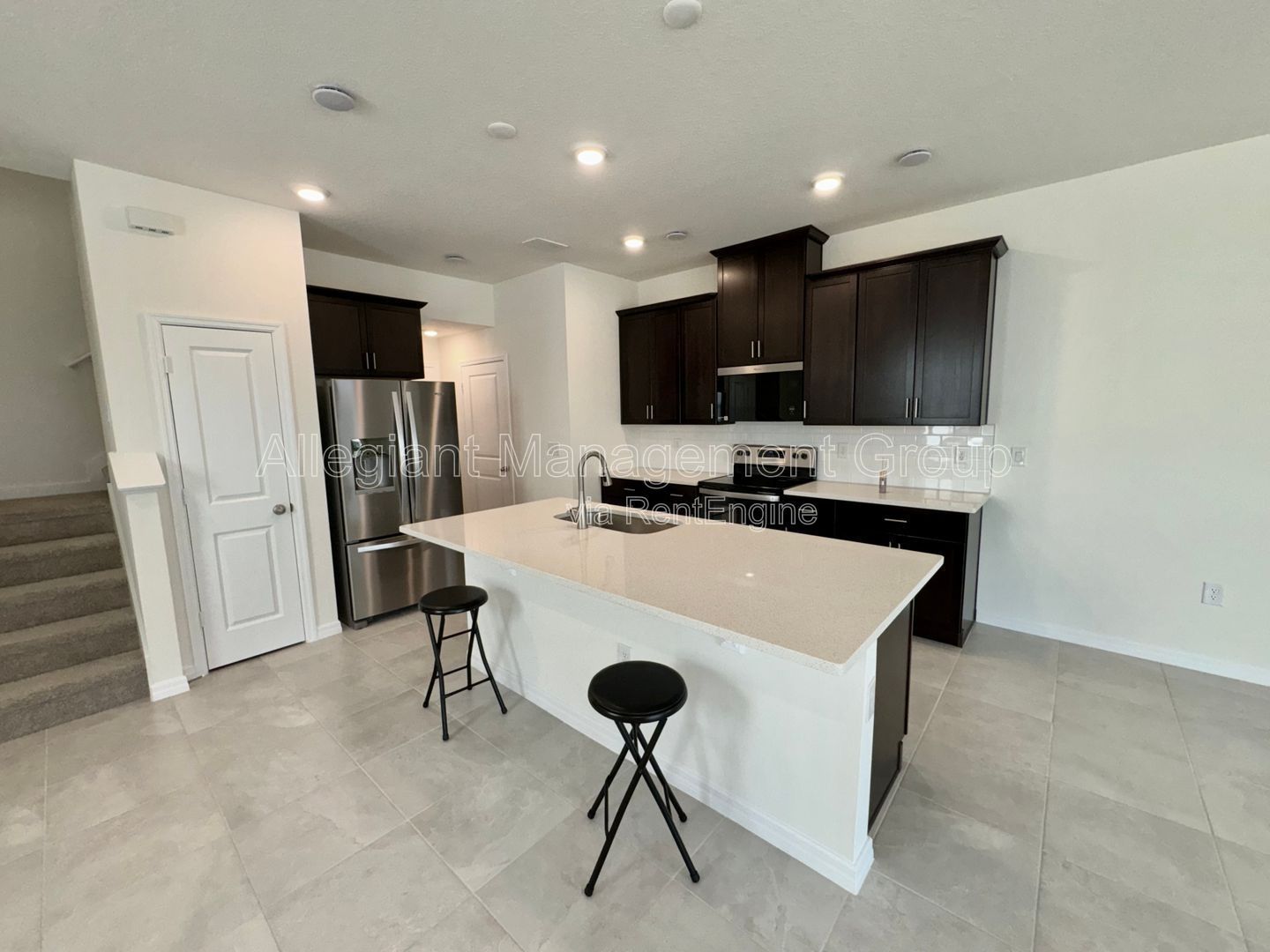 3 Bedroom Two-Story Townhome For Rent in Kissimmee **END UNIT** property image