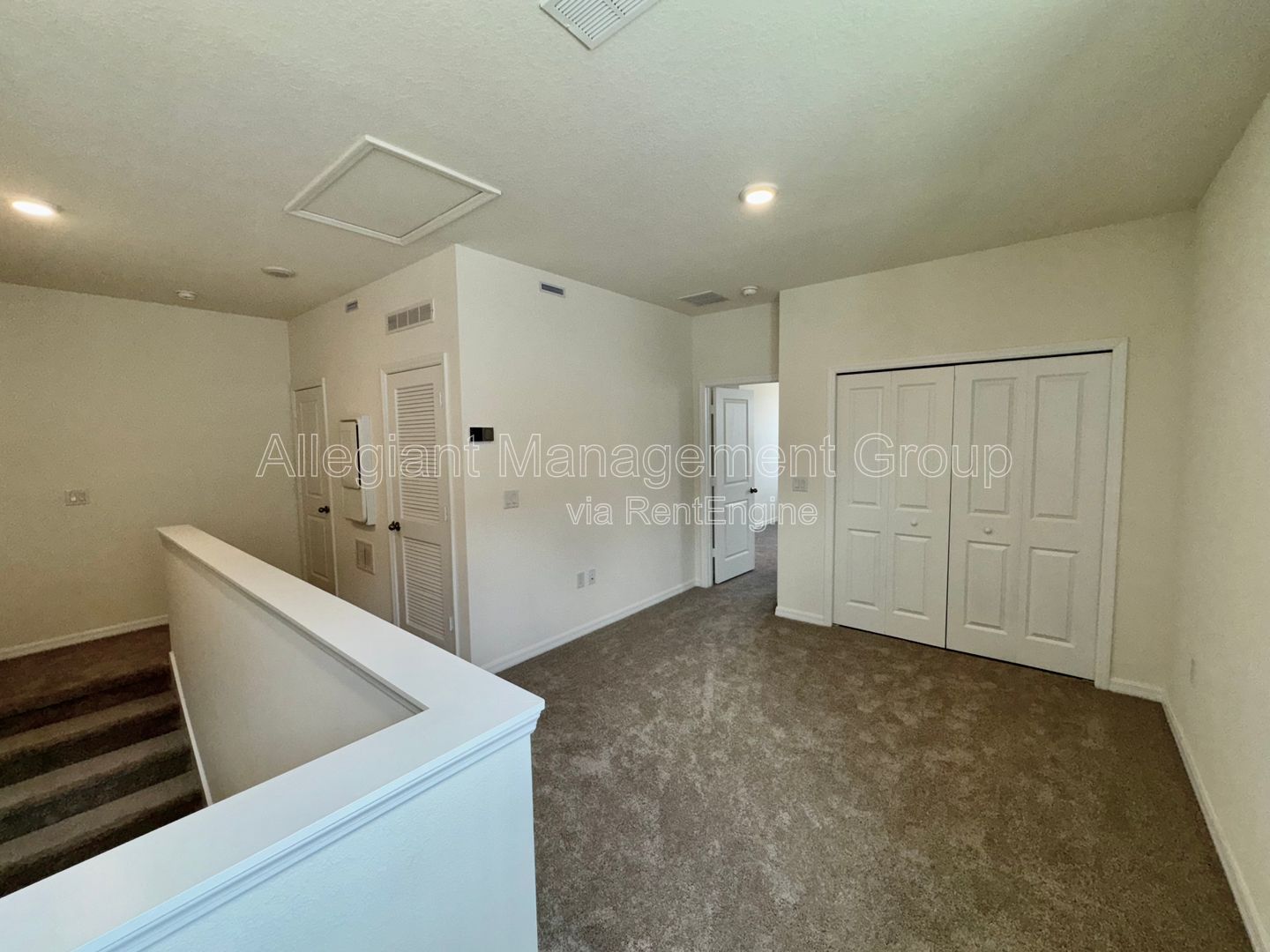 3 Bedroom Two-Story Townhome For Rent in Kissimmee **END UNIT** property image