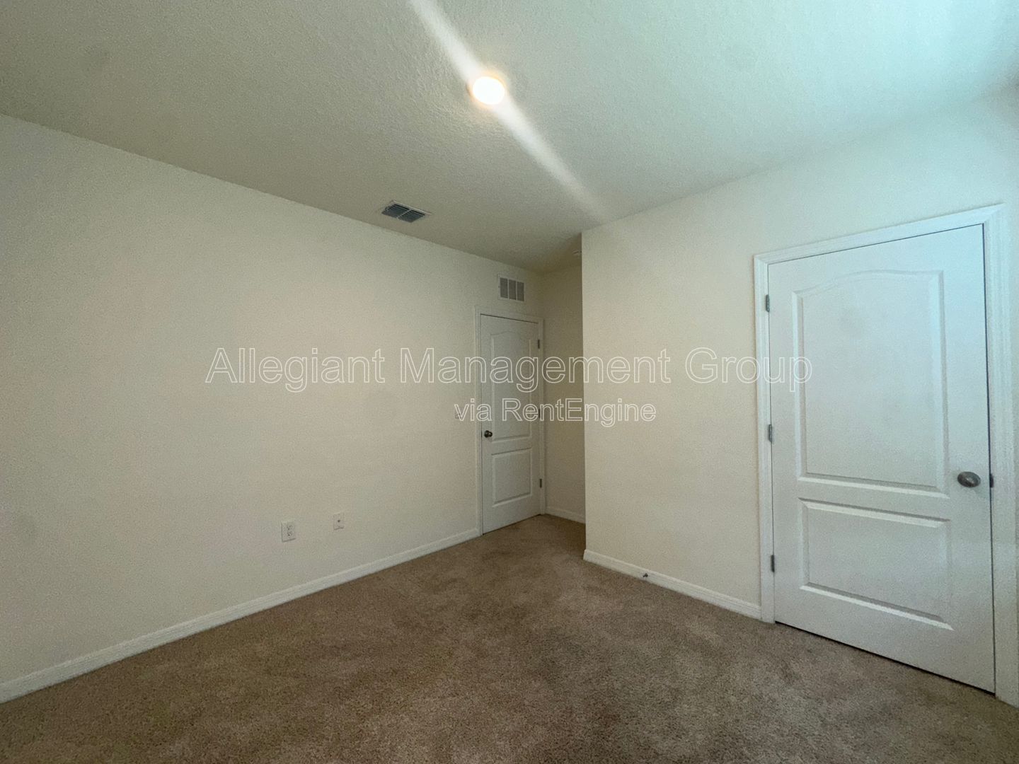 Spacious 4BR/2BA Home in Kissimmee! property image