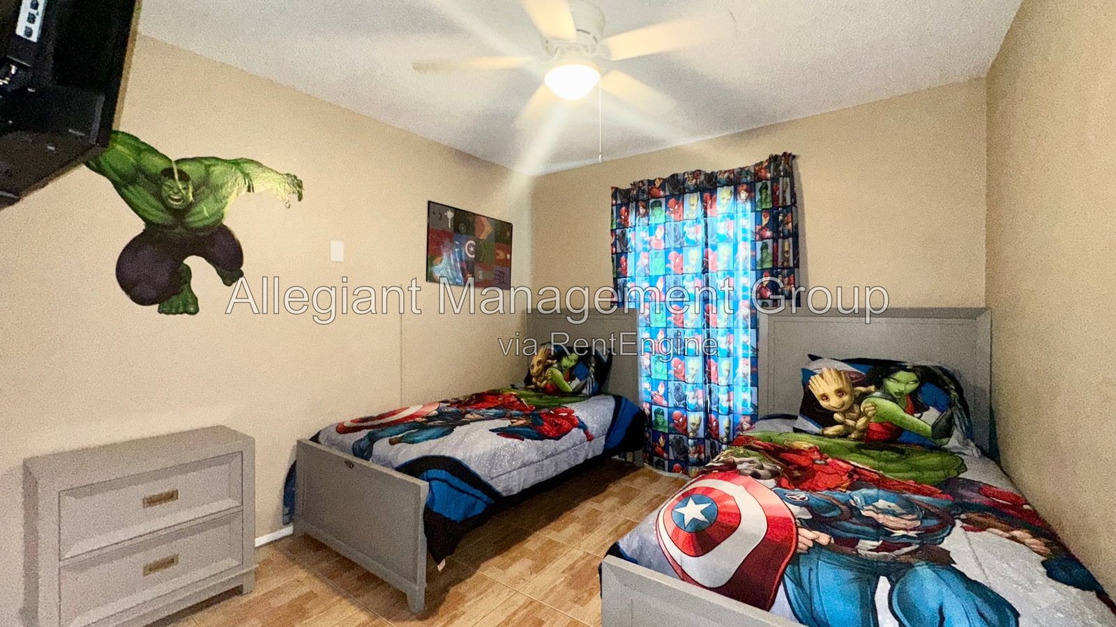 AVAILABLE NOW! 4/2 Home with a screened-in pool For Rent in Davenport! property image