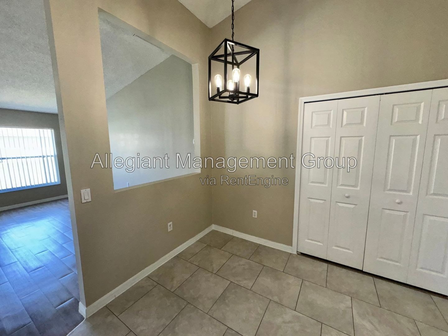 **AVAILABLE NOW**  Beautiful 3 Bedroom 2 Bathroom Home For Rent in Poinciana! property image