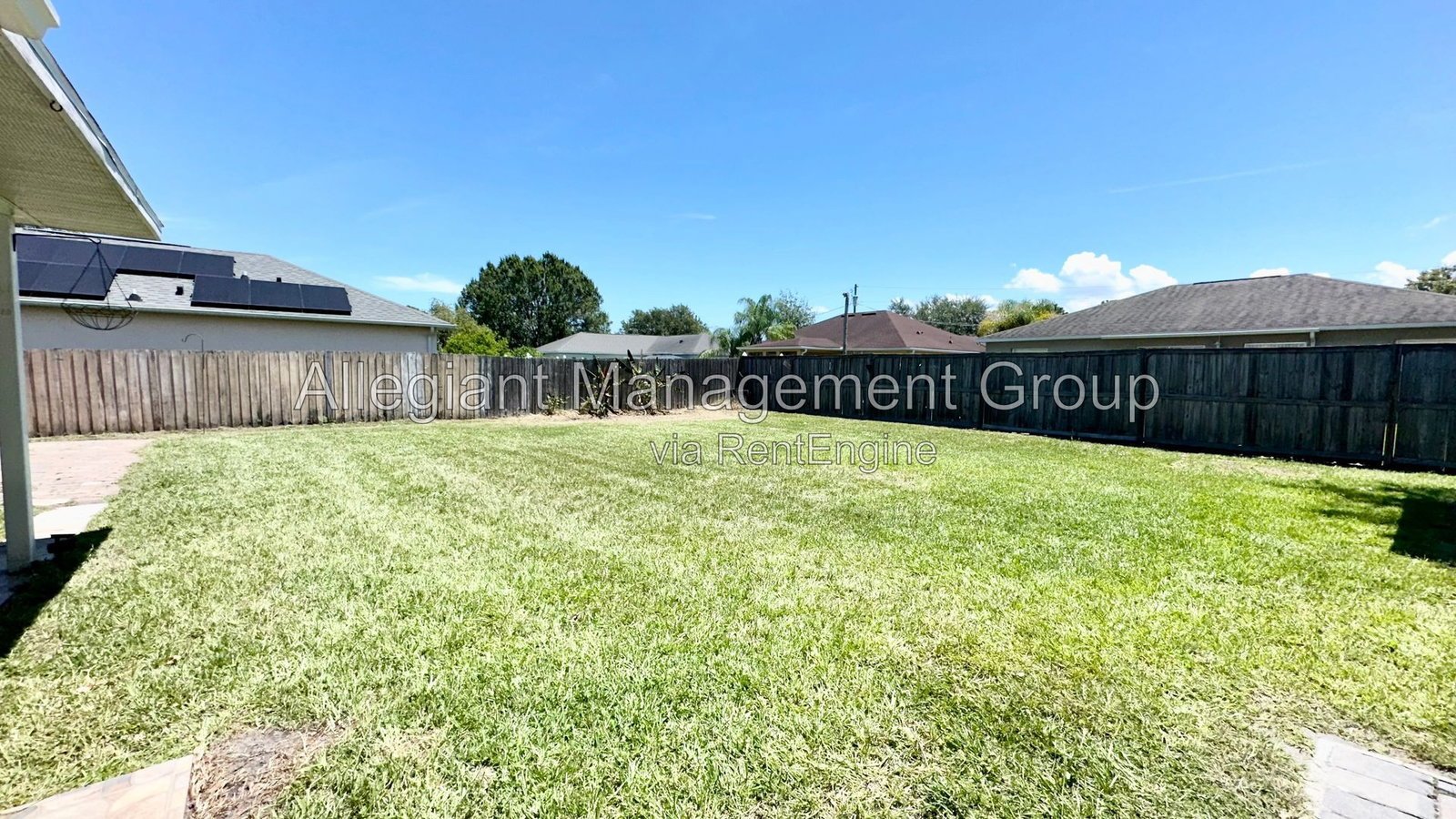 AVAILABLE NOW! 2-Bedroom 2-Bath Home with Fenced Yard in Kissimmee! property image