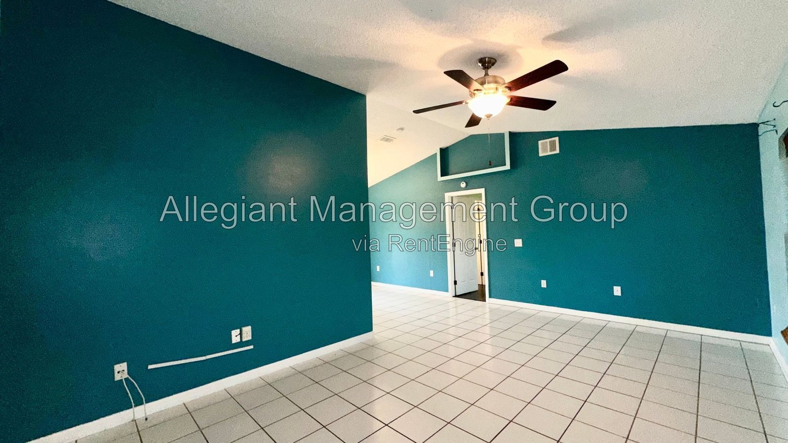 AVAILABLE NOW! 2-Bedroom 2-Bath Home with Fenced Yard in Kissimmee! property image