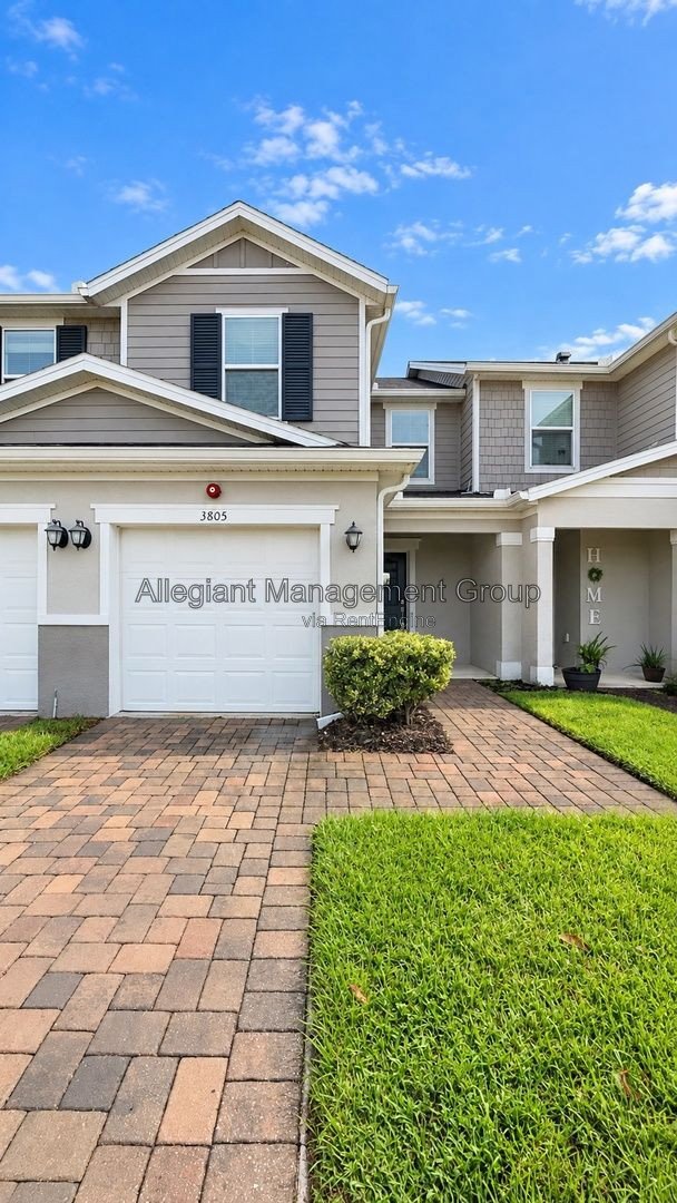 Three Bedroom Townhome for Rent in Sanford! property image