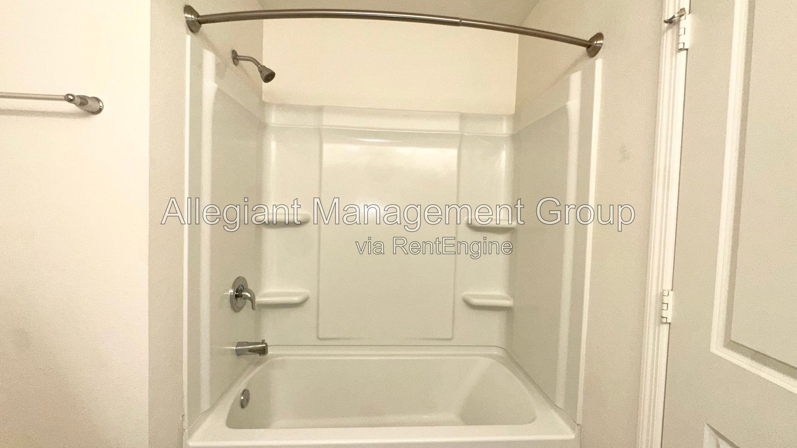 Three Bedroom Townhome for Rent in Sanford! property image