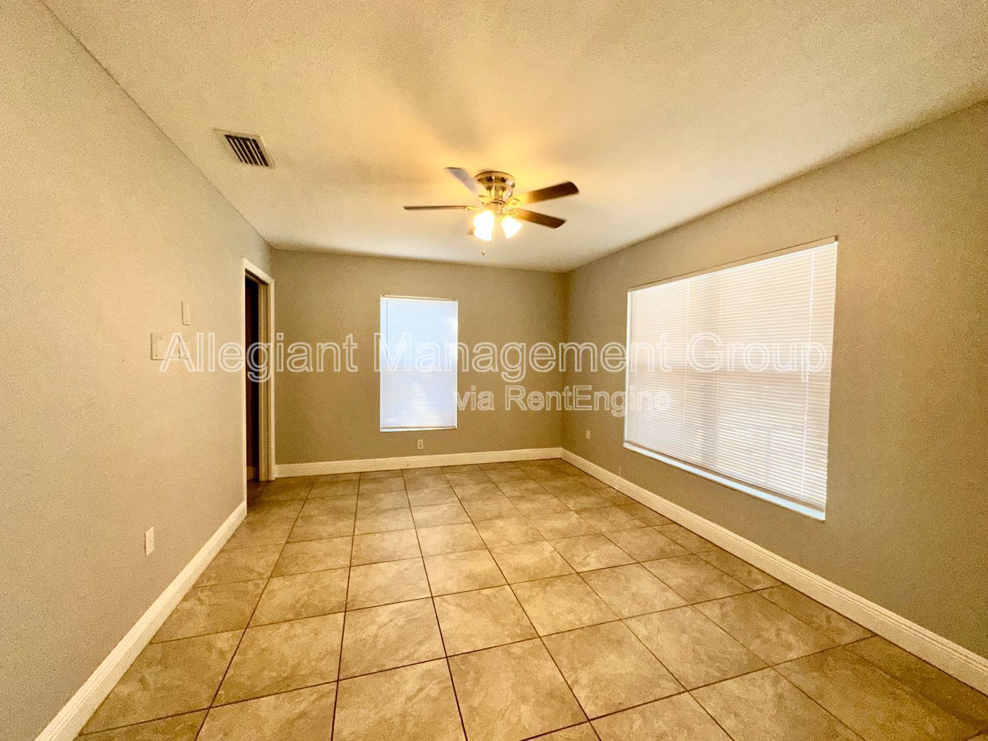 ***COMING SOON*** 3bed/2bath Duplex in Leesburg! property image