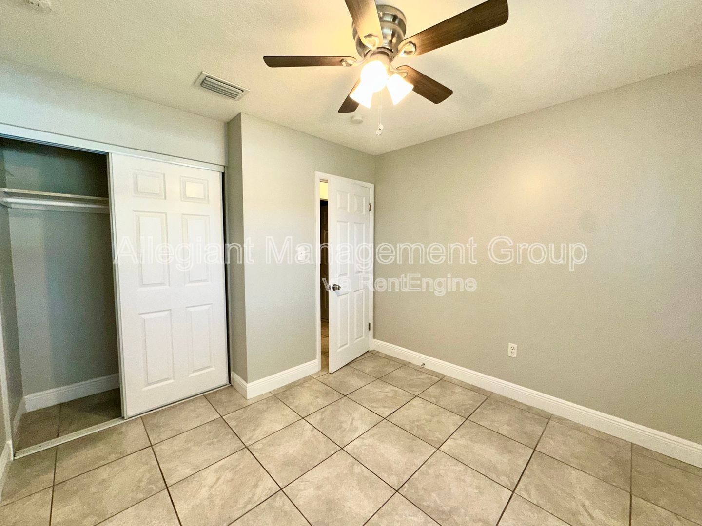 ***COMING SOON*** 3bed/2bath Duplex in Leesburg! property image