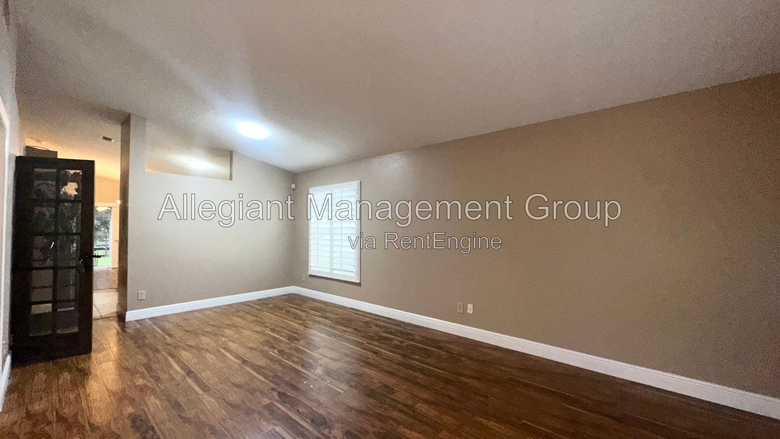 Available Now – 3BR/2BA Home with 2-Car Garage in Orlando property image