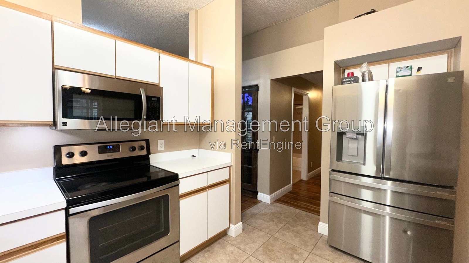 Available Now – 3BR/2BA Home with 2-Car Garage in Orlando property image