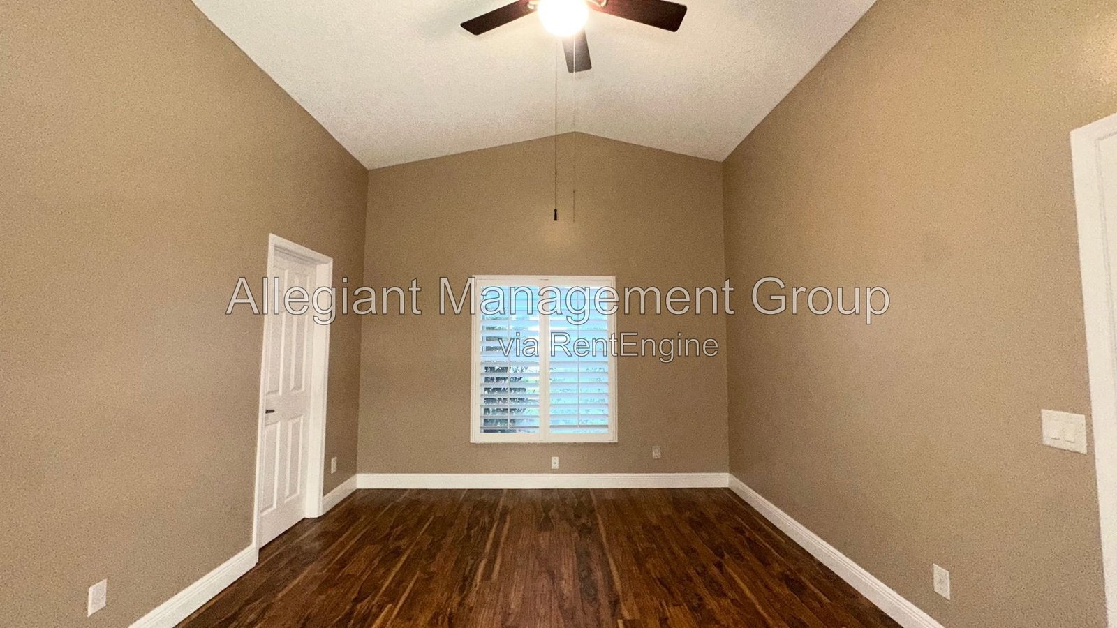 Available Now – 3BR/2BA Home with 2-Car Garage in Orlando property image