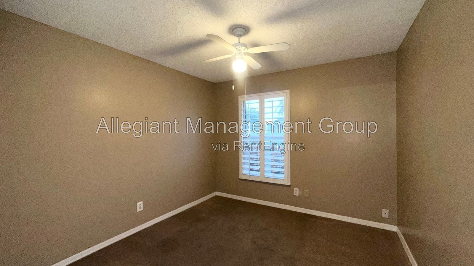 Available Now – 3BR/2BA Home with 2-Car Garage in Orlando property image