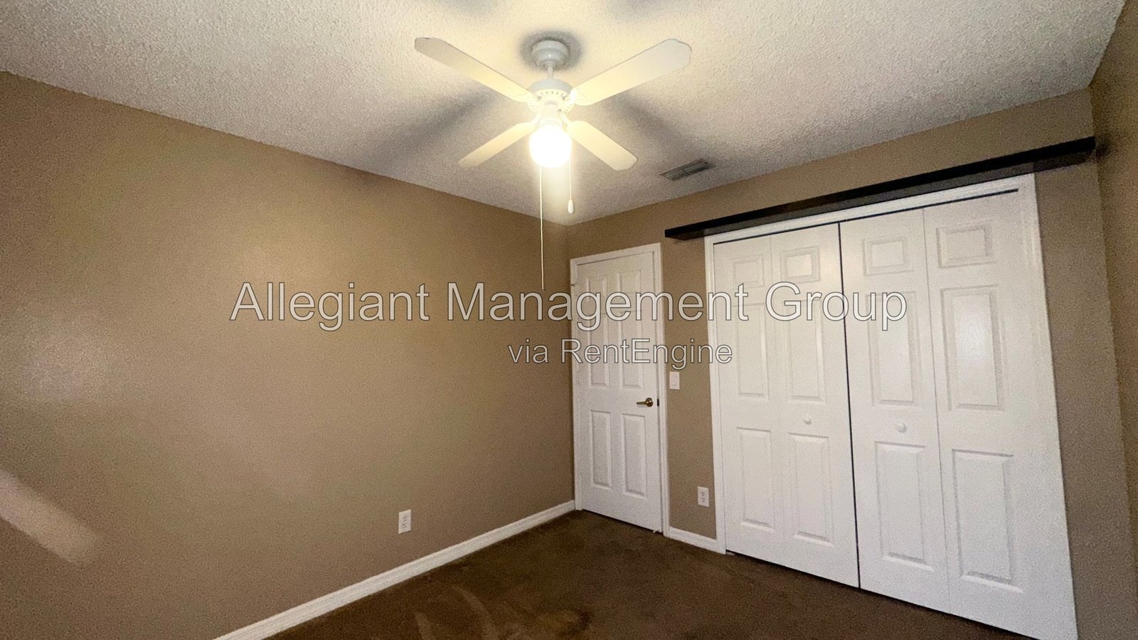 Available Now – 3BR/2BA Home with 2-Car Garage in Orlando property image