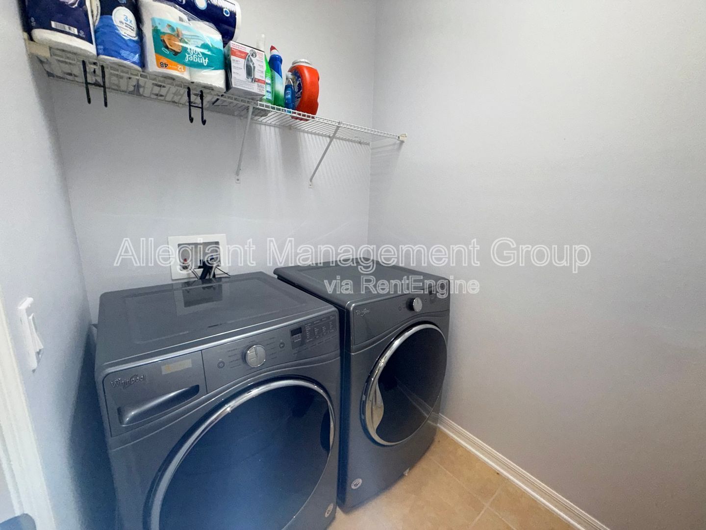 3-Bedroom Townhome in Arborview Park – Pond View & Prime Location! property image