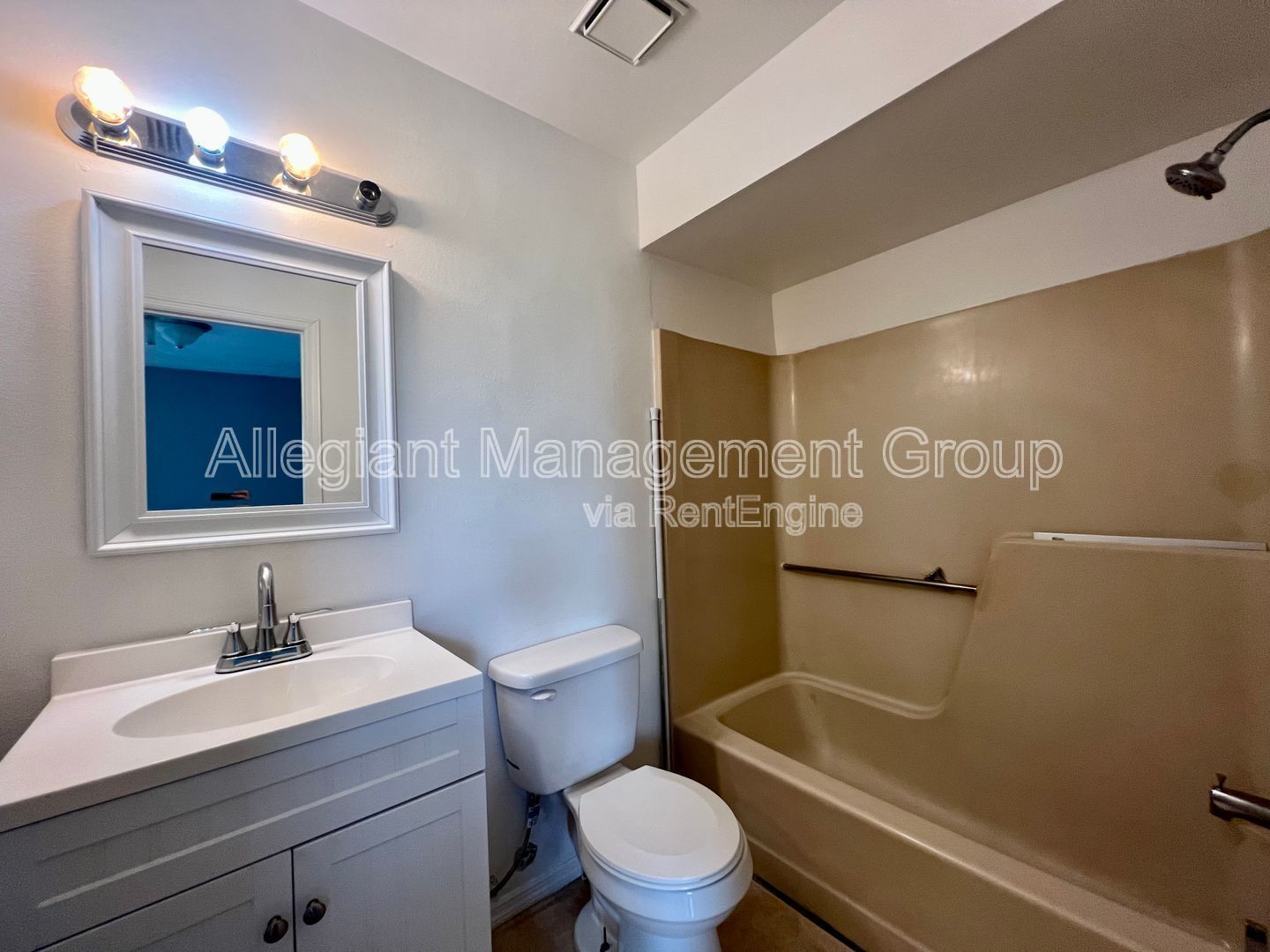 **Half-Month Off Move-In Special** 2 Bedroom Duplex w/ 1 Car Garage in Poinciana For Rent! *Utility Allotment Included** property image