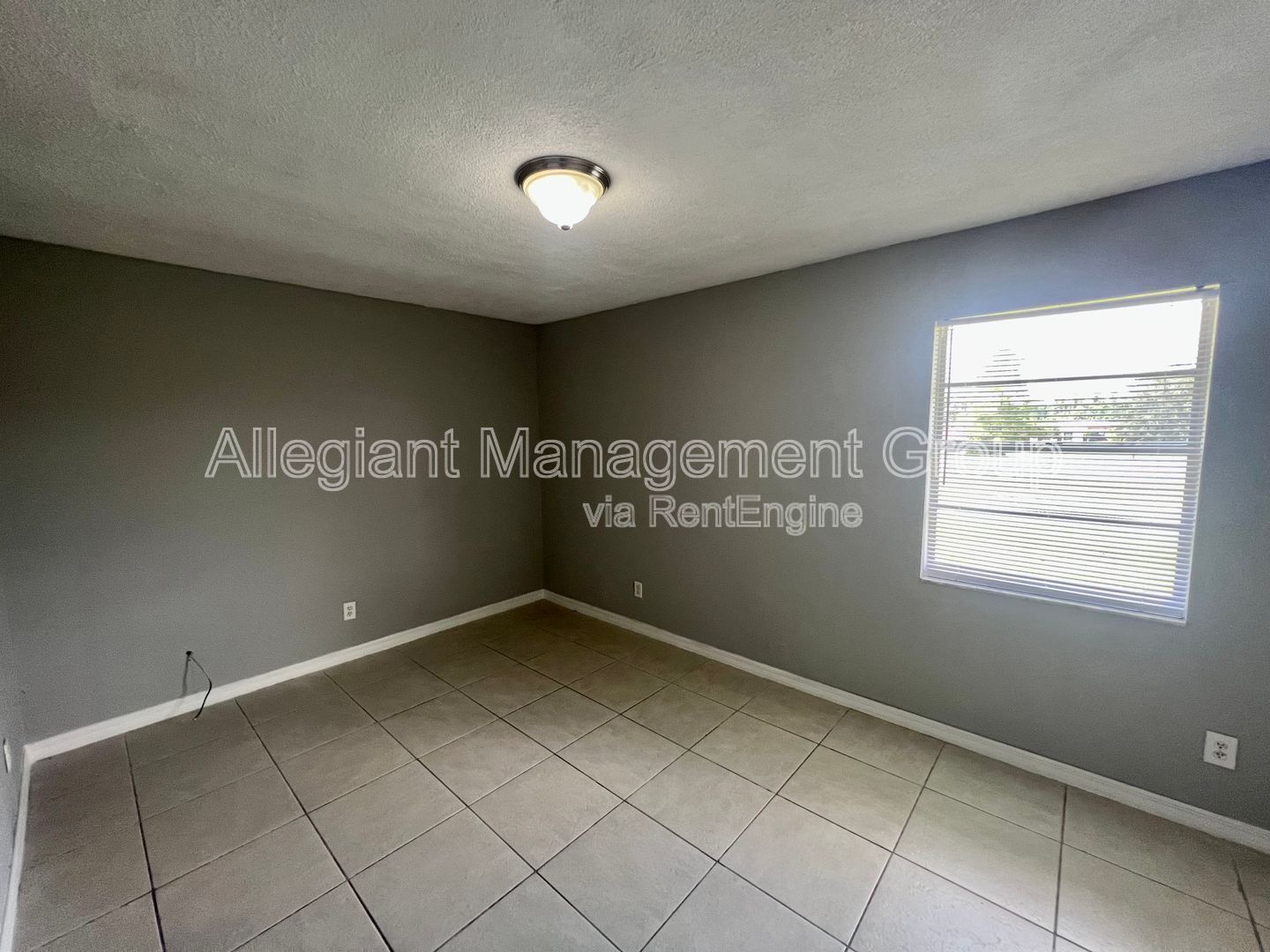 **Half-Month Off Move-In Special** 2 Bedroom Duplex w/ 1 Car Garage in Poinciana For Rent! *Utility Allotment Included** property image